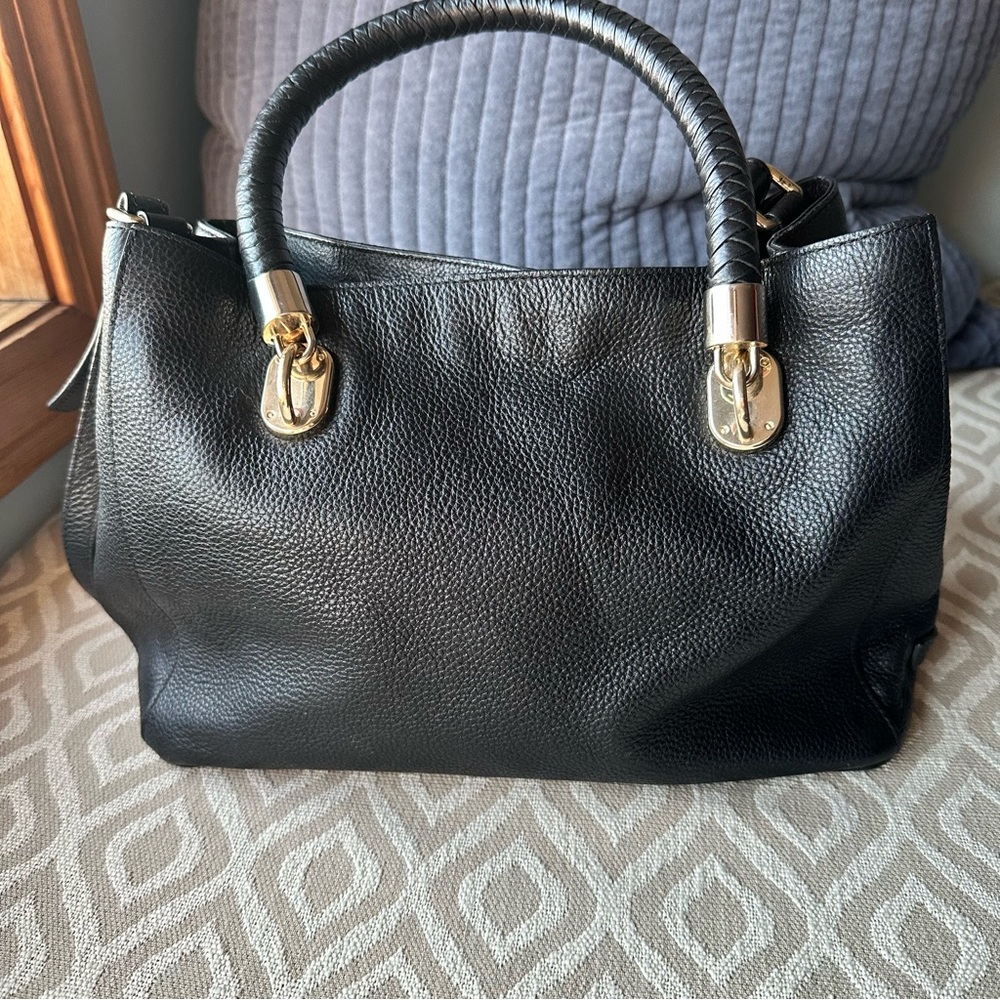 Cole Haan Benson Tote Black Pebbled Leather Quiet Luxury Classic - Picture 4 of 16